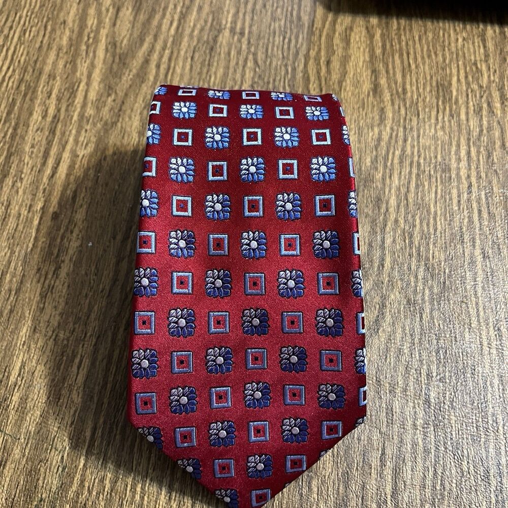 Rochester Mens Necktie 100%‎ Silk Red Blue Geometric Design Hand Made Preppy